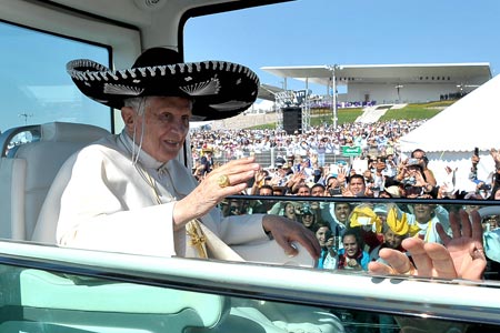 Mexico-Pope_EL-V4